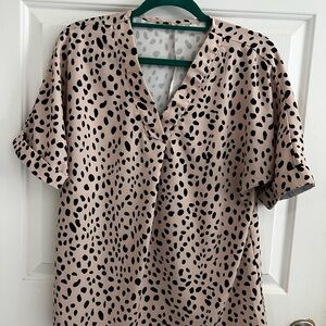 Elegant Black and Tan Women's Blouse